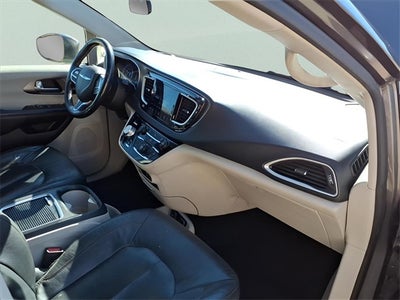 2020 Chrysler Pacifica Touring L Plus