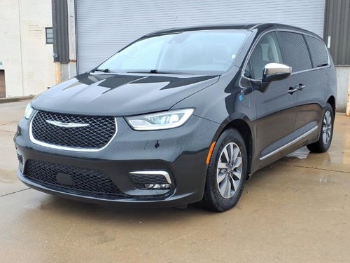 2023 Chrysler Pacifica Hybrid Limited
