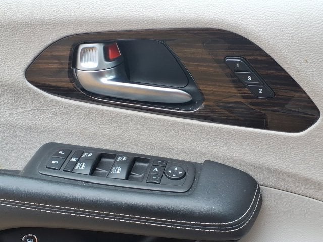 2023 Chrysler Pacifica Hybrid Limited