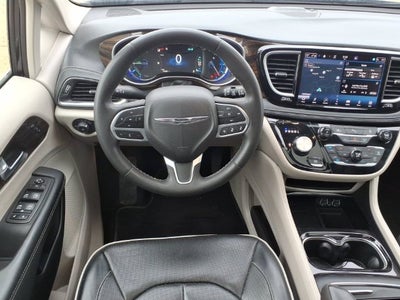 2023 Chrysler Pacifica Hybrid Limited