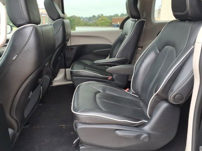 2023 Chrysler Pacifica Hybrid Limited