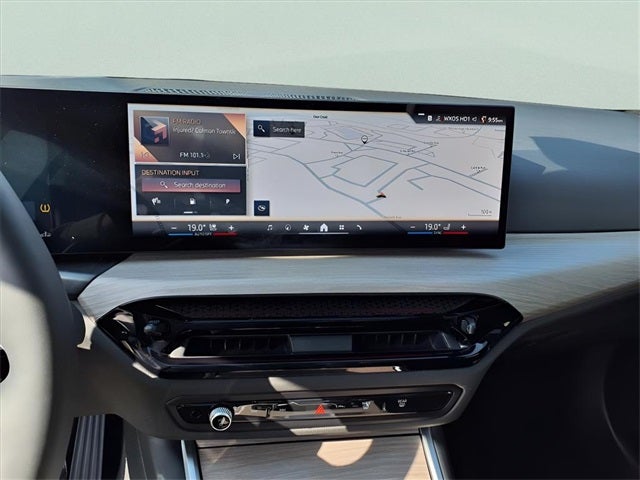 2025 BMW 3 Series 330i xDrive