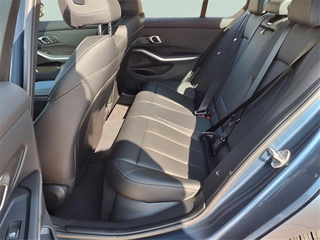 2025 BMW 3 Series 330i xDrive