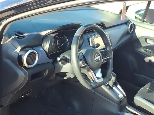 2023 Nissan Versa 1.6 SV