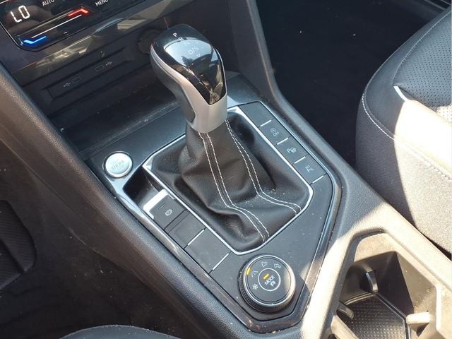 2023 Volkswagen Tiguan 2.0T SEL R-Line