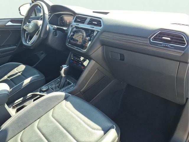 2023 Volkswagen Tiguan 2.0T SEL R-Line