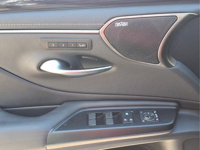 2020 Lexus ES 300h Luxury