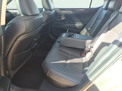 2020 Lexus ES 300h Luxury
