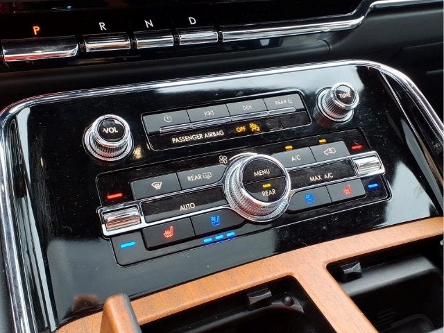 2024 Lincoln Navigator L Black Label