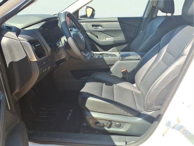 2026 Nissan Rogue SL