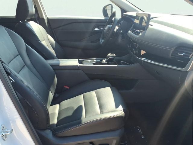 2026 Nissan Rogue SL