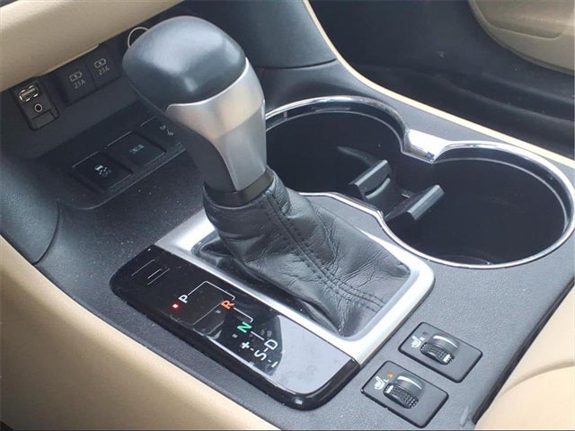 2018 Toyota Highlander Base