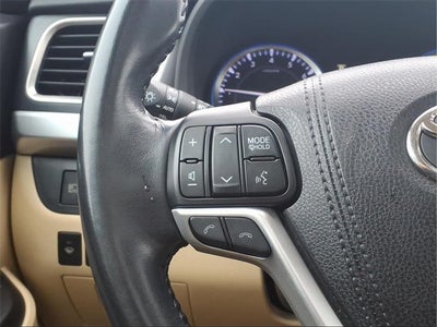 2018 Toyota Highlander Base