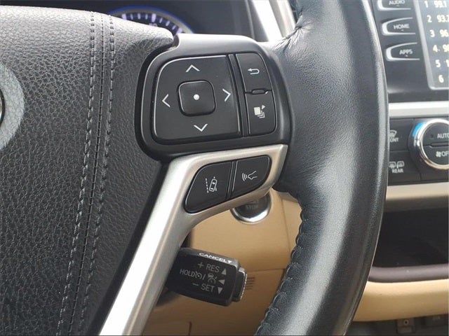 2018 Toyota Highlander Base