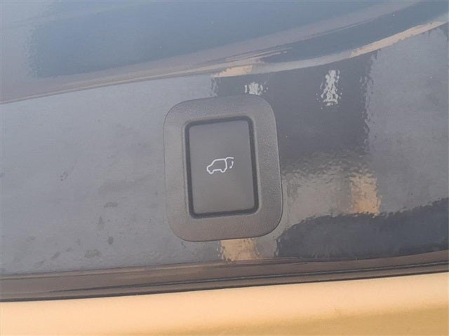 2018 Toyota Highlander Base