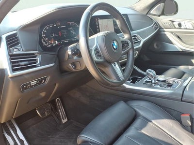 2021 BMW X7 M50i