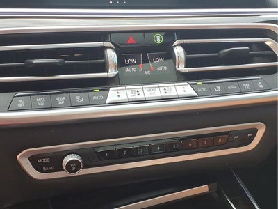 2021 BMW X5 M50i