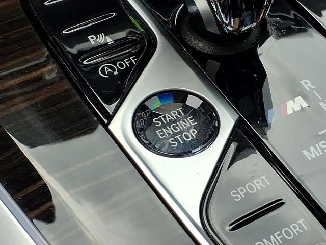 2021 BMW X5 M50i