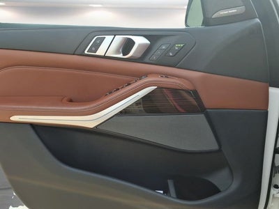 2021 BMW X5 M50i