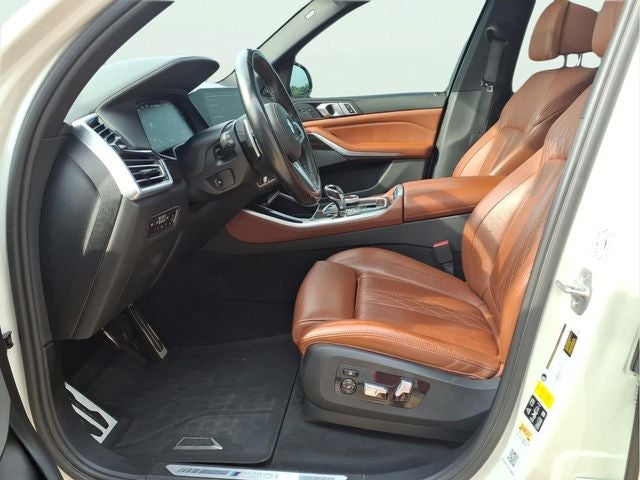 2021 BMW X5 M50i