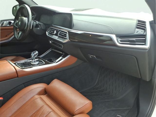 2021 BMW X5 M50i