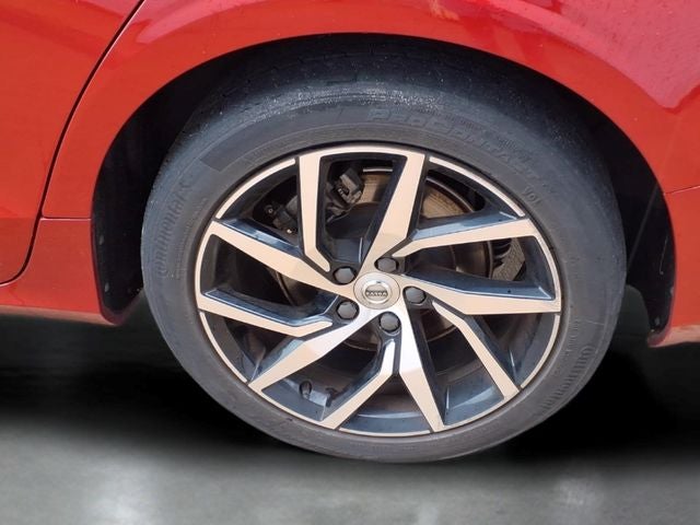 2020 Volvo S60 T5 Momentum