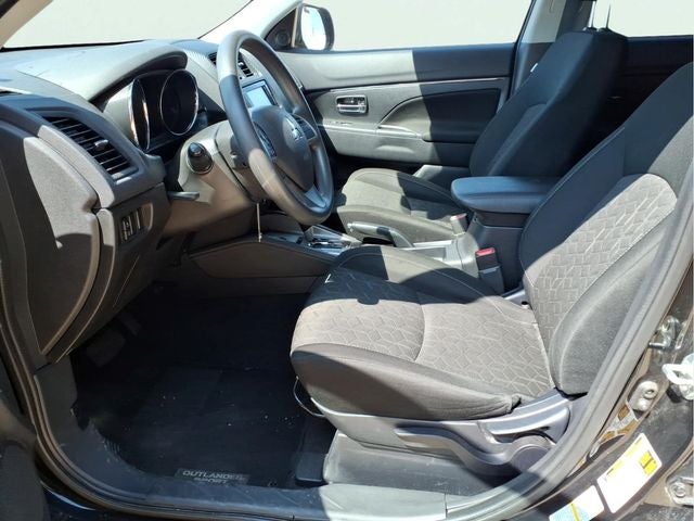 2024 Mitsubishi Outlander Sport 2.0 ES