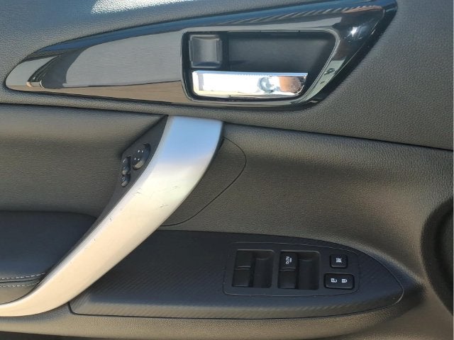 2025 Mitsubishi Eclipse Cross Base