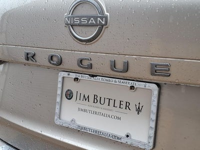 2025 Nissan Rogue SL