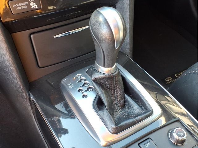 2017 INFINITI QX70 Base