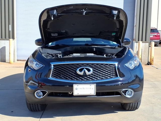 2017 INFINITI QX70 Base