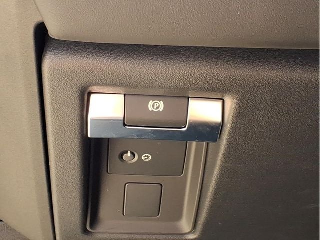 2023 Land Rover Defender 110 Base