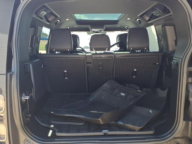 2023 Land Rover Defender 110 Base