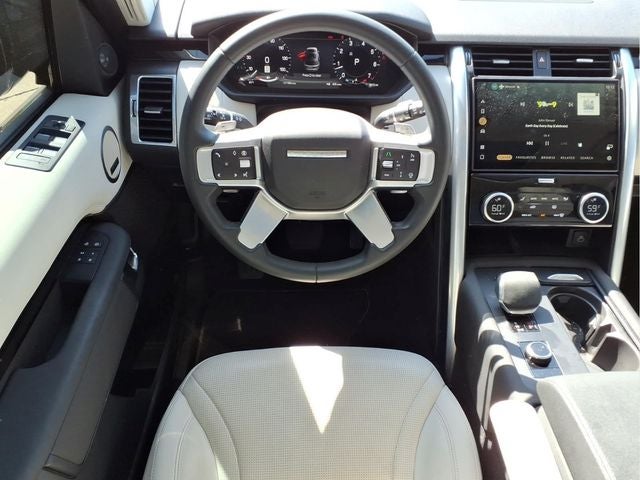 2025 Land Rover Discovery S