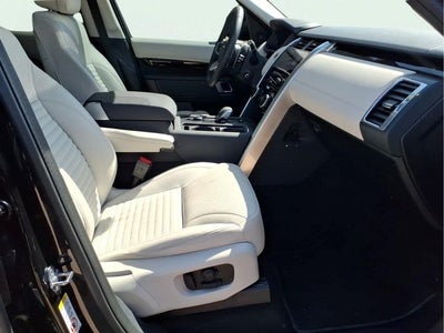2025 Land Rover Discovery S