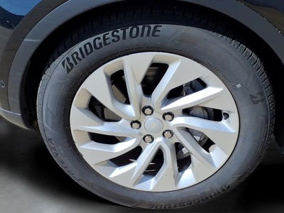 2025 Land Rover Discovery S