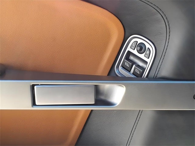 2006 Aston Martin DB9 Base