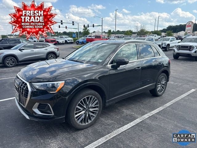2022 Audi Q3 Premium quattro