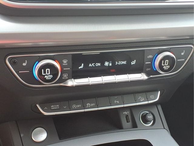2025 Audi Q5 45 S line Premium quattro