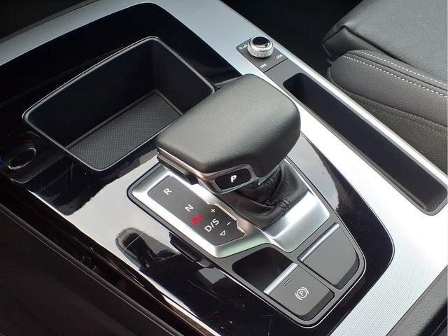 2025 Audi Q5 45 S line Premium quattro