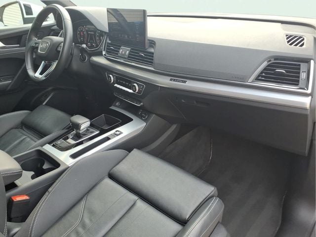 2025 Audi Q5 45 S line Premium quattro