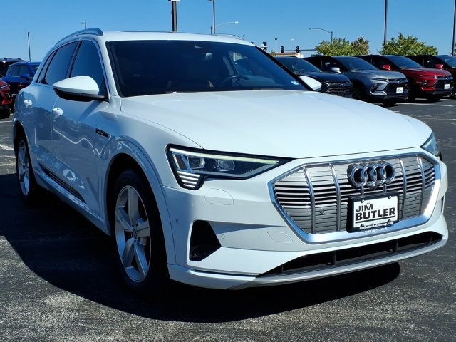 2019 Audi e-tron Premium Plus quattro