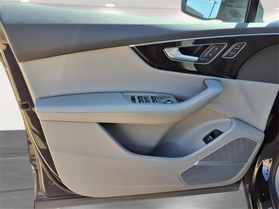 2024 Audi Q7 45 Premium Plus quattro
