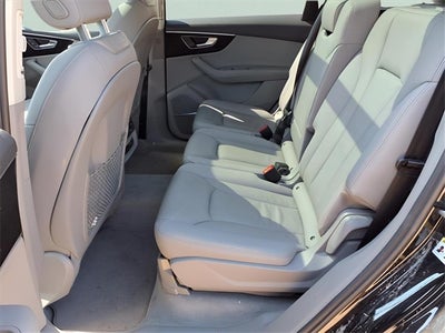 2024 Audi Q7 45 Premium Plus quattro