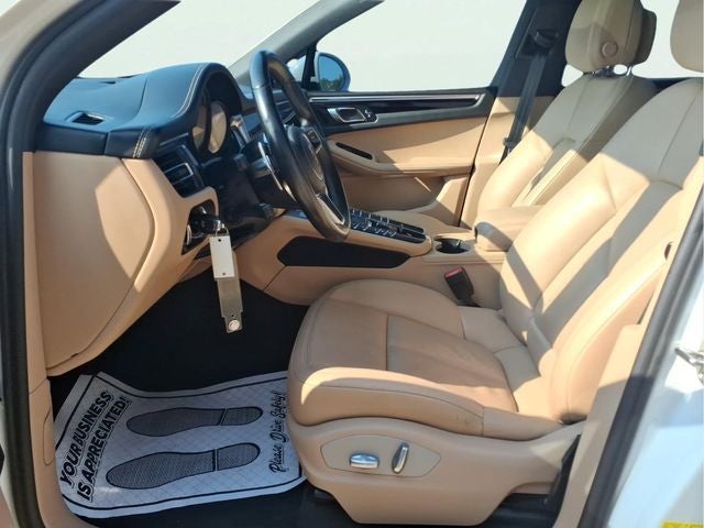 2020 Porsche Macan Base