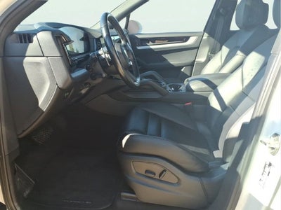 2024 Porsche Cayenne Base