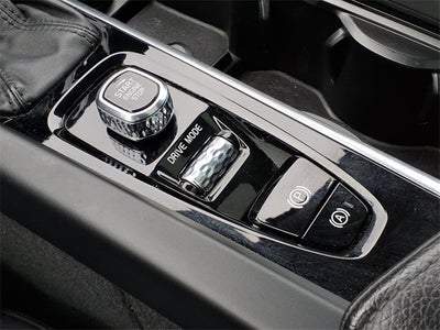 2020 Volvo XC60 T6 Inscription