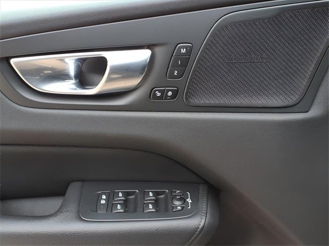 2020 Volvo XC60 T6 Inscription