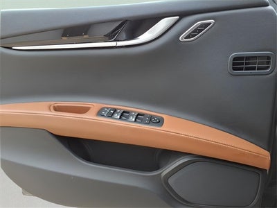 2022 Maserati Ghibli Modena