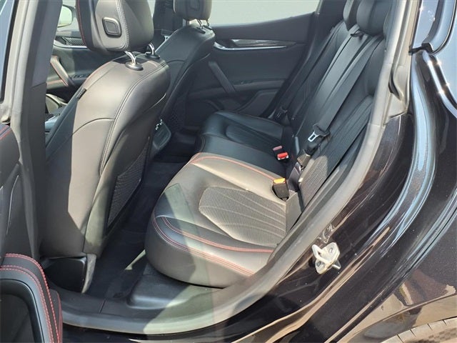 2022 Maserati Ghibli Modena Q4